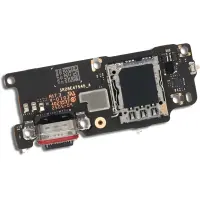 Motorola Razr 60 Ultra – USB-C Charging Port...